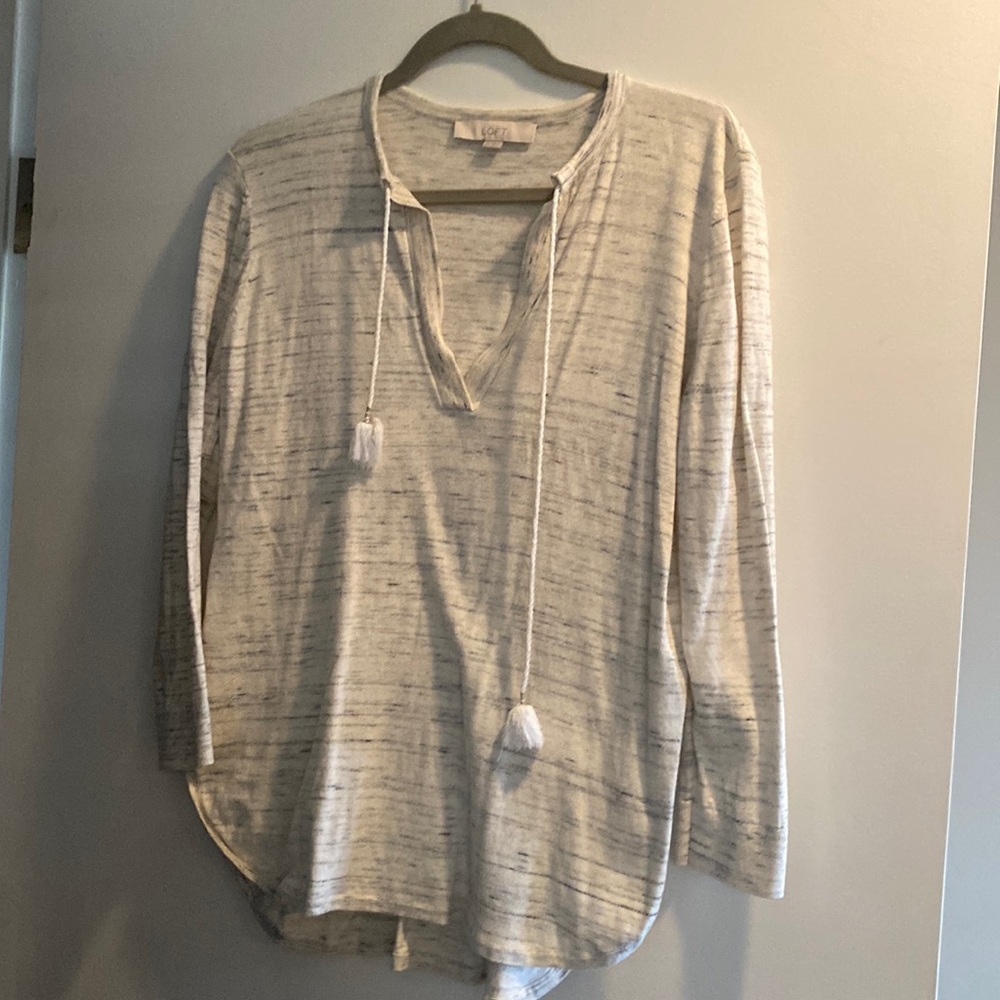 LOFT light weight knit top - Size M